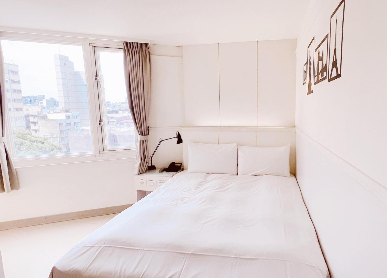 Kiwi Express Hotel - Zhong Zheng Branch Taichung Eksteriør billede