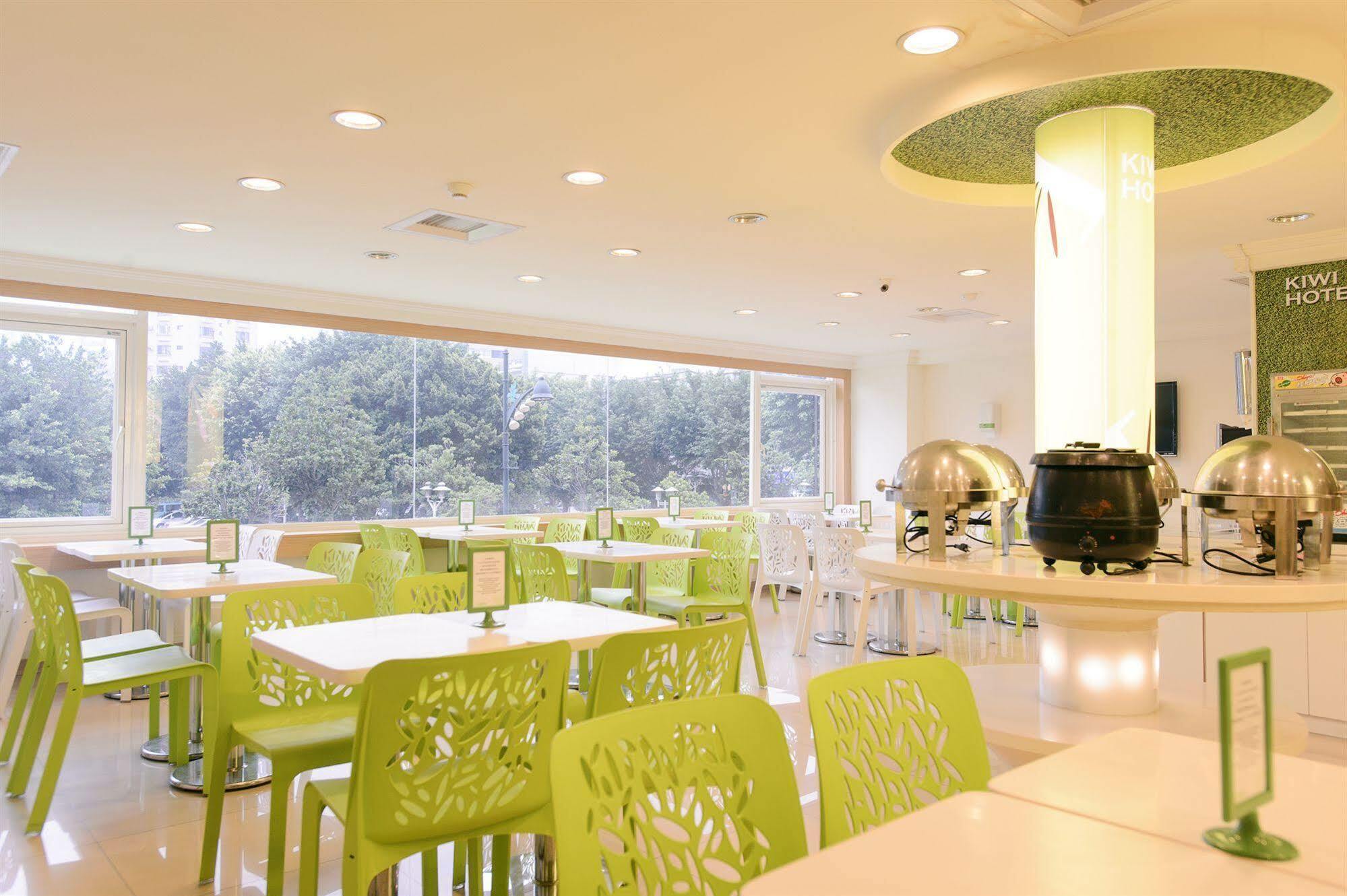Kiwi Express Hotel - Zhong Zheng Branch Taichung Eksteriør billede